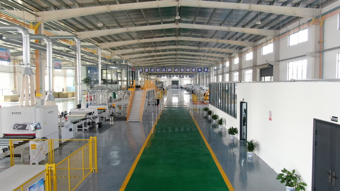 金屬氟碳/實色氟碳智能輥涂線